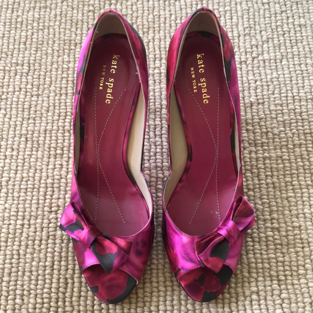 Kate Spade Rose Pumps 7.5